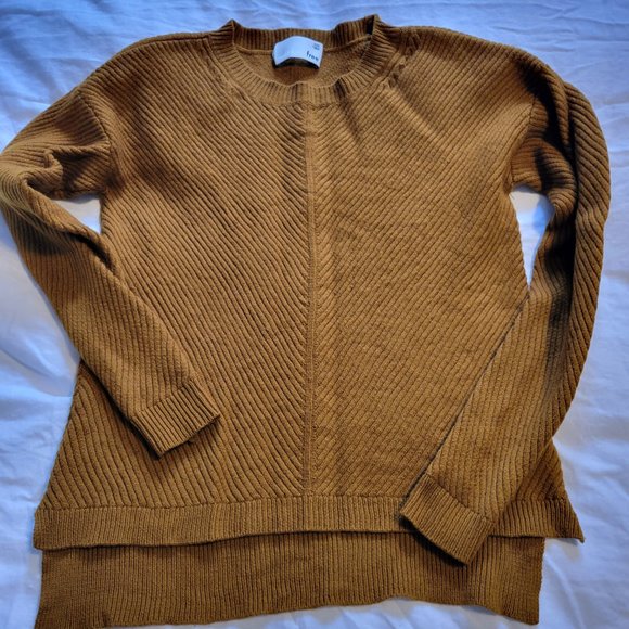 Aritzia Wilfred Free Isabelli Chevron Merino Wool Sweater - Picture 2 of 6